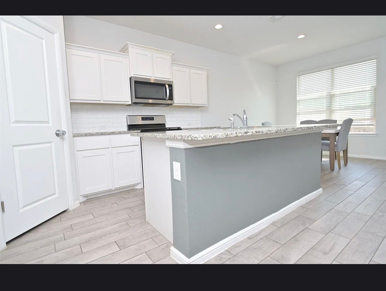 Building Photo - 8621 Angel Gardens Dr