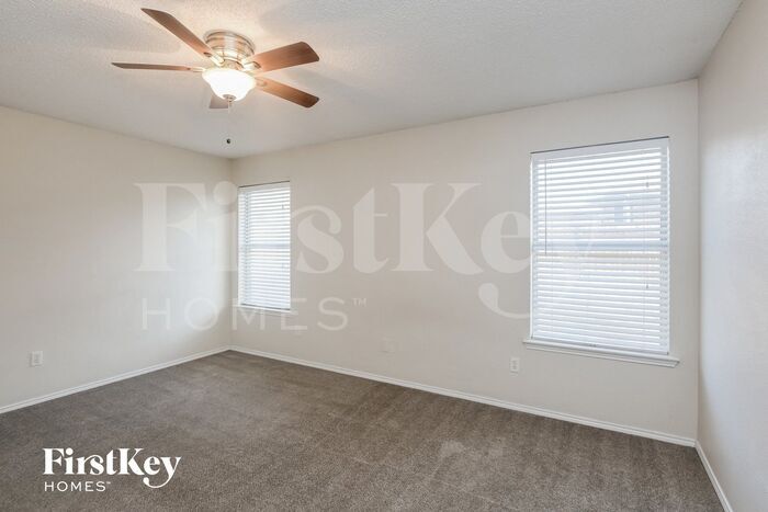Building Photo - 6408 Stonewater Bend Trail
