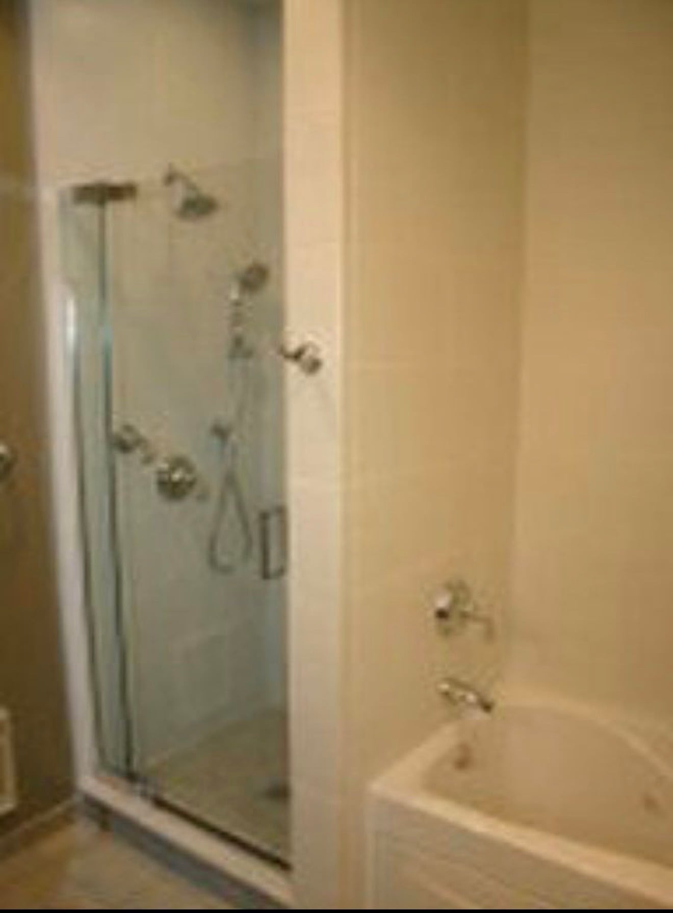 Building Photo - 529 Bogart Pl
