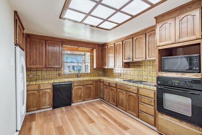 Building Photo - Home for Rent in Santa Clara