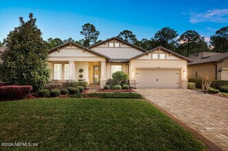 Building Photo - 331 Los Alamos St