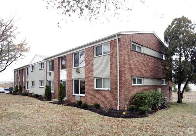 Building Photo - McAdoo Manor Apartments