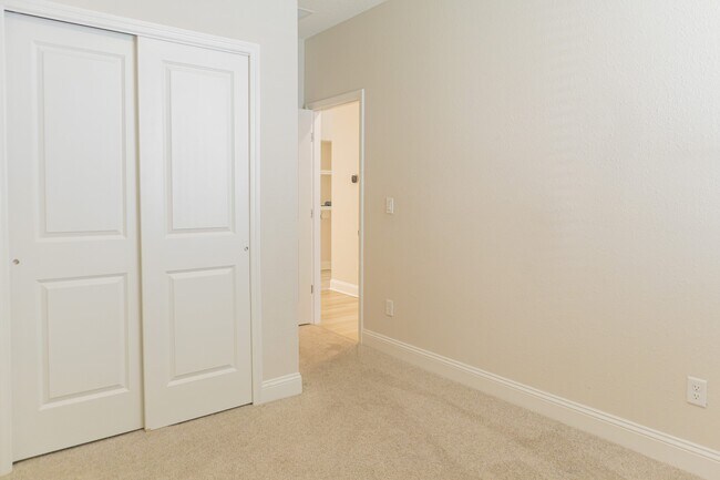 Building Photo - 71 Wambaw Dr