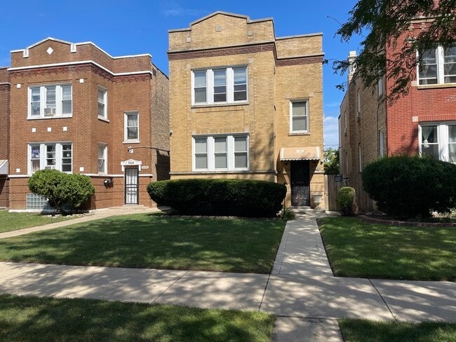 Building Photo - 1635 N Central Ave