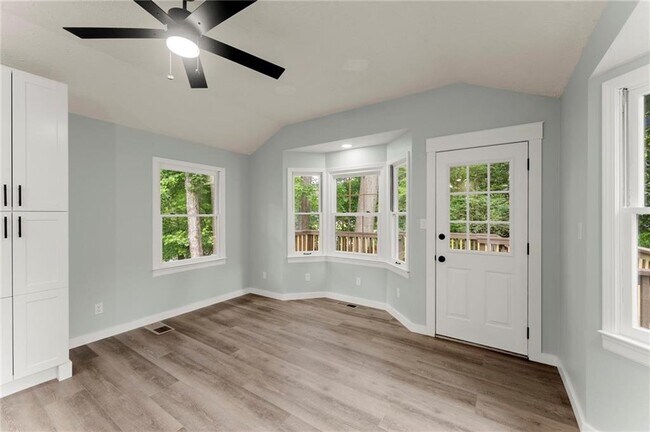 Building Photo - 2440 Red Fox Run NW