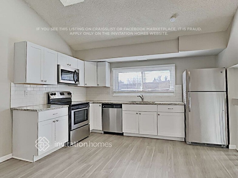 Building Photo - 3367 S Danube St