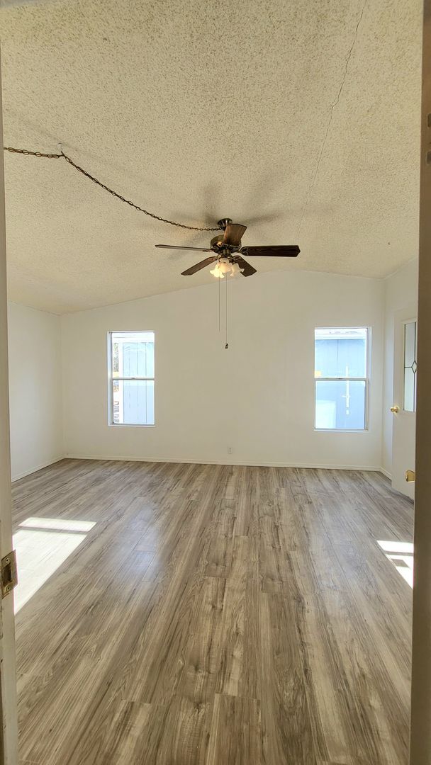 Building Photo - 521 Alaska Way