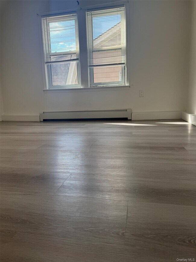 Building Photo - 85-63 87th St