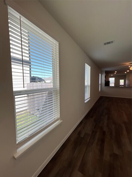 Building Photo - 4410 Rushing Ridge Ct