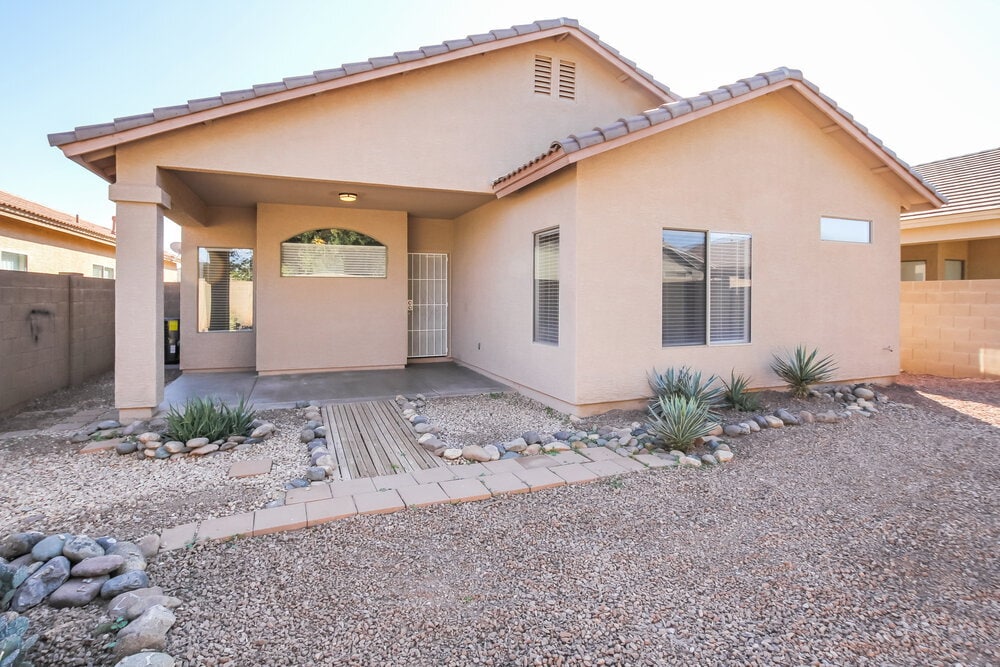 Building Photo - 13006 W Aster Dr