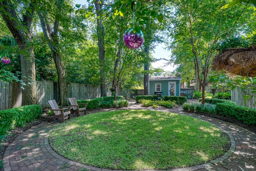 Building Photo - 312 N 5th Ave