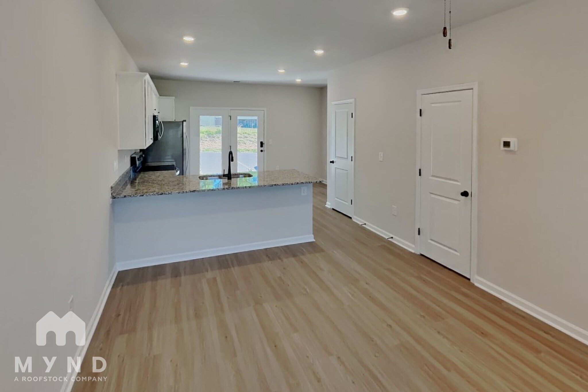 Building Photo - 1286 Principal Featherstone Ave