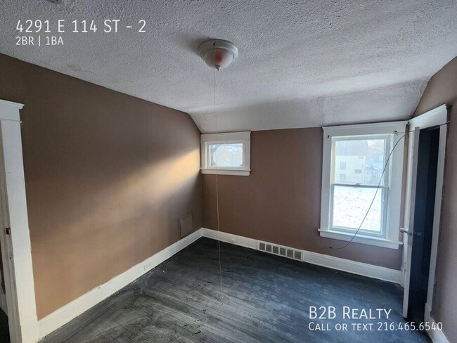Building Photo - 4291 E 114th St