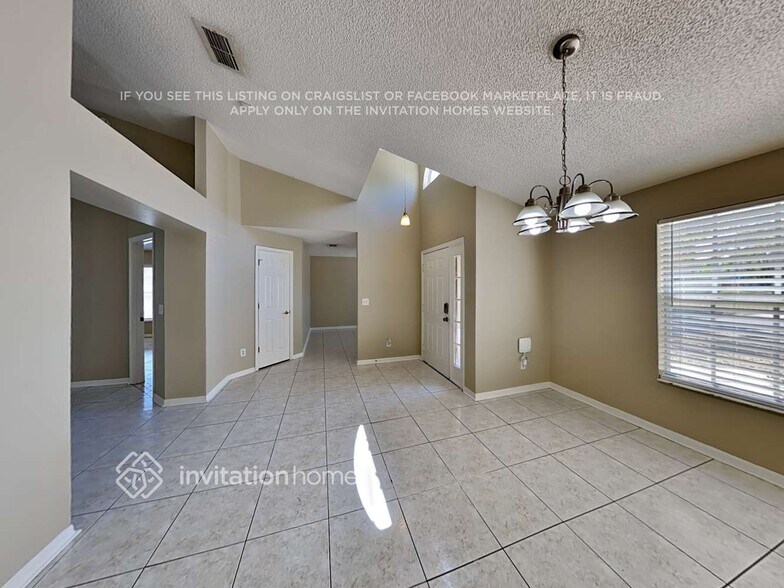 Building Photo - 14411 Grassy Cove Cir