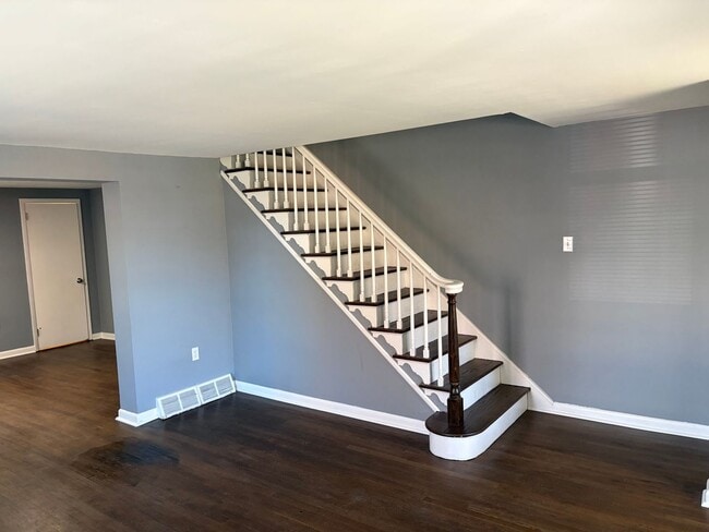 Building Photo - Fully Renovated 2BR/1.5BA Twin Home on Corner Lot-Move in Ready