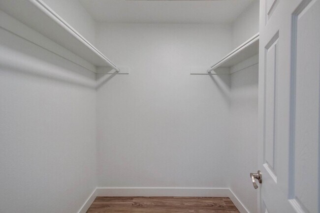 Interior Photo - Eugene Eddy