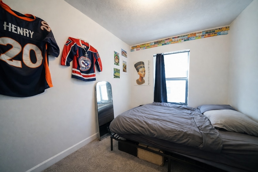 Building Photo - 616 Columbus Ave