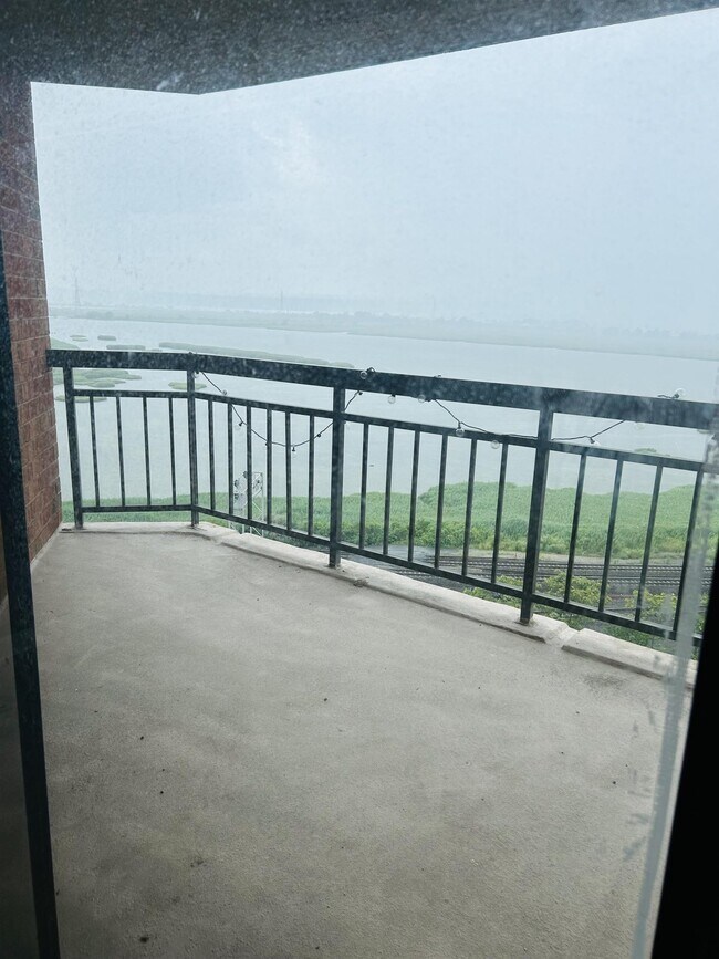 Building Photo - 1040 HARMON Cove