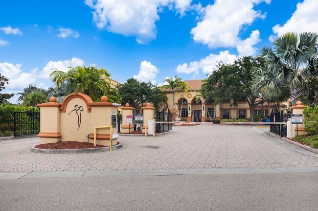 Building Photo - ** FAIRWAY PRESERVE ** 1 BED / 1 BATH CONDO - PET OK! - LAKE VIEW - NORTH NAPLES - ANNUAL RENTAL