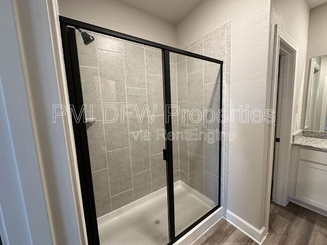 Building Photo - 808 Boyer Ct