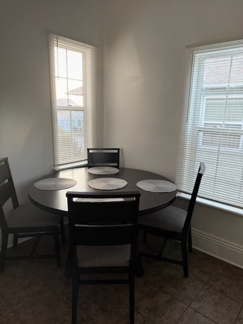 Building Photo - 2538 Griffin Ave