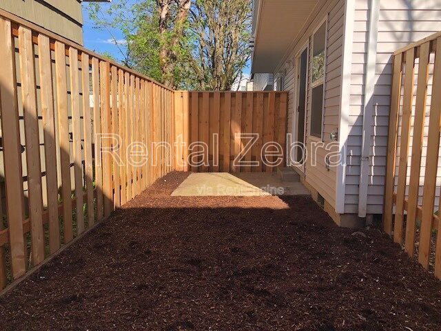 Building Photo - 6702 SE 80th Ave