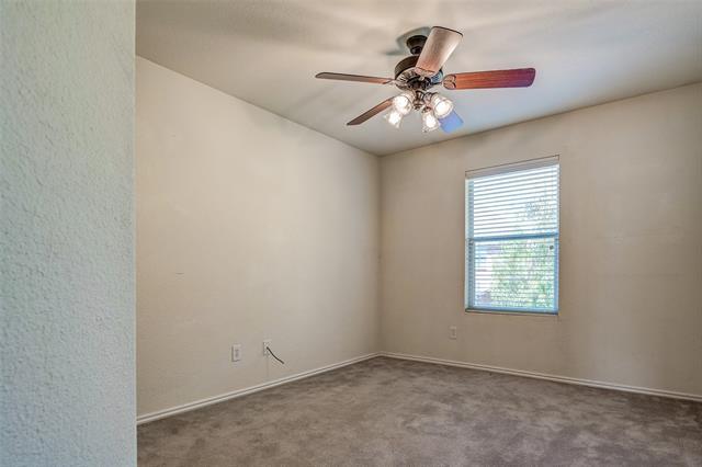 Building Photo - 9948 Fleetwood Dr