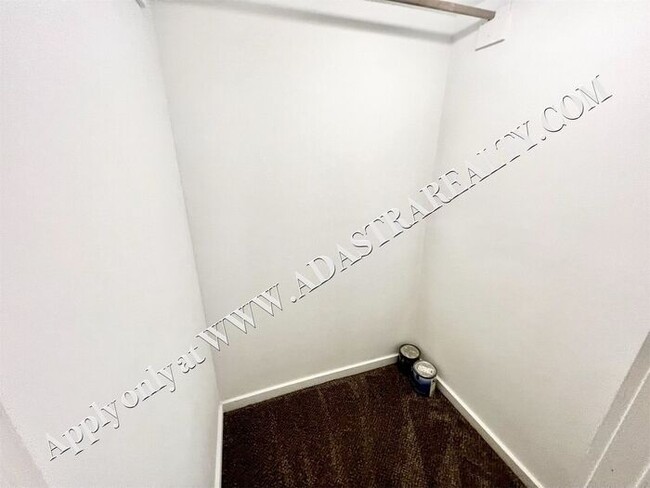 Building Photo - Cute and Affordable Olathe Apartment-Comin...