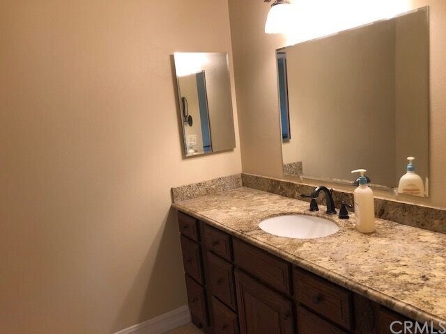 Building Photo - 41250 Gallop Ln