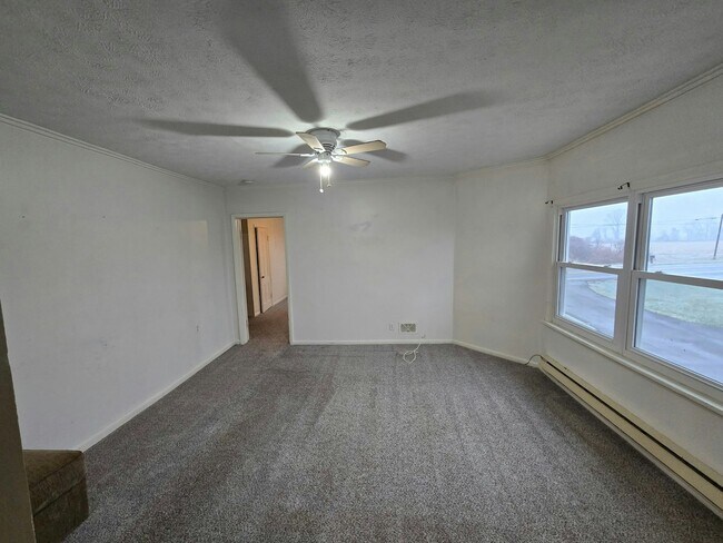 Building Photo - 7376 N Bergen Rd