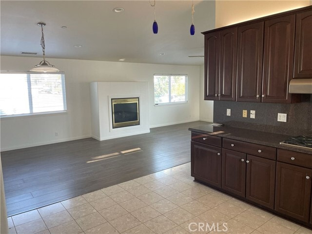 Building Photo - 138 W Canada