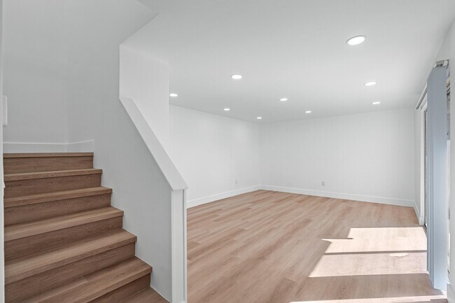 Building Photo - 22188 Boca Rancho Dr