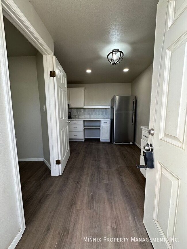 Building Photo - 1712 27th St