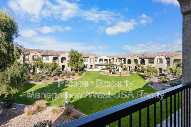 Building Photo - 155 N Lakeview Blvd