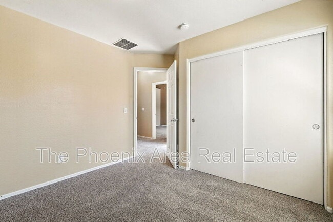 Building Photo - 16719 S 23rd St