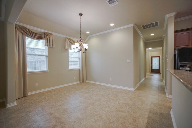 Building Photo - 34 Tidwillow Pl