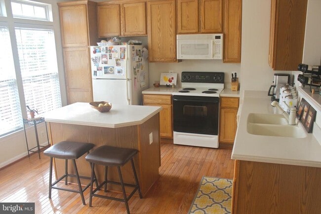 Building Photo - 3577 Ellery Cir
