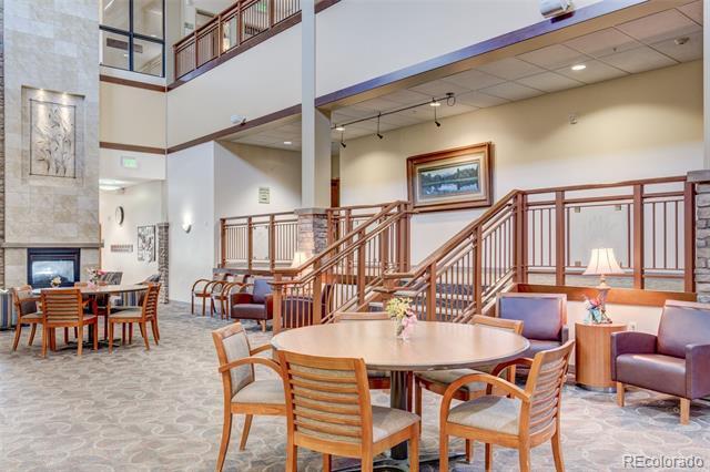 Building Photo - 2750 S Heather Gardens Way