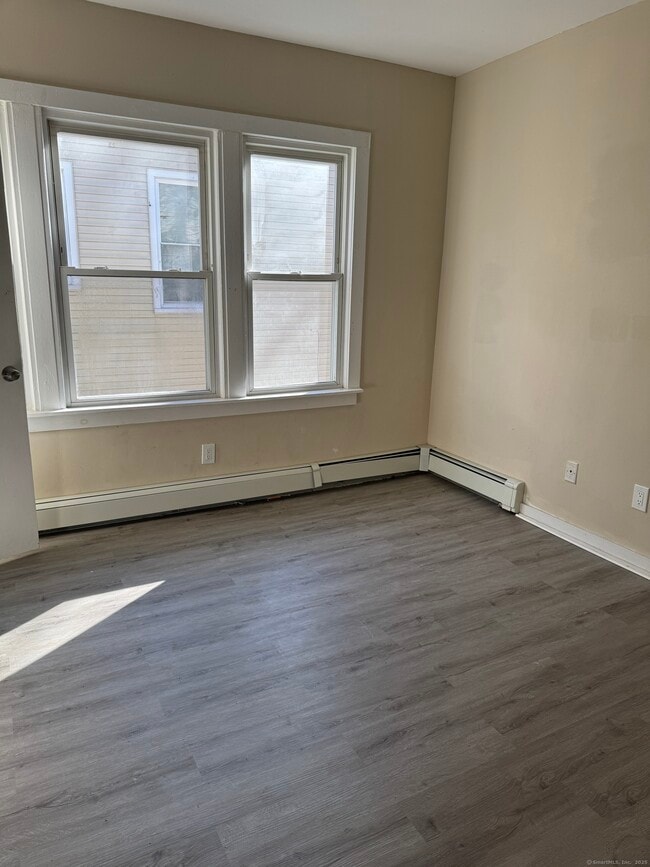 Building Photo - 440 Dixwell Ave