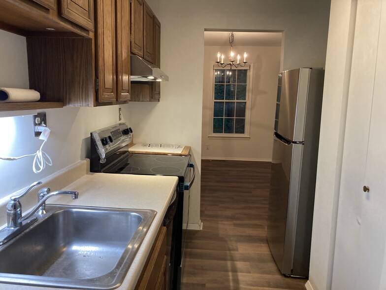 Building Photo - 2308 Horseferry Ct