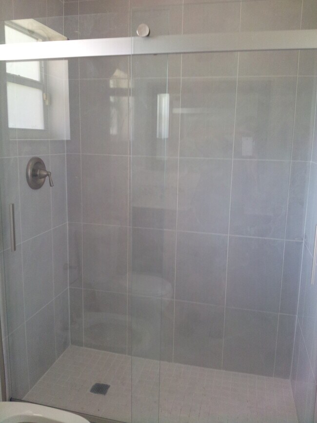 Building Photo - 235 Bird Rd