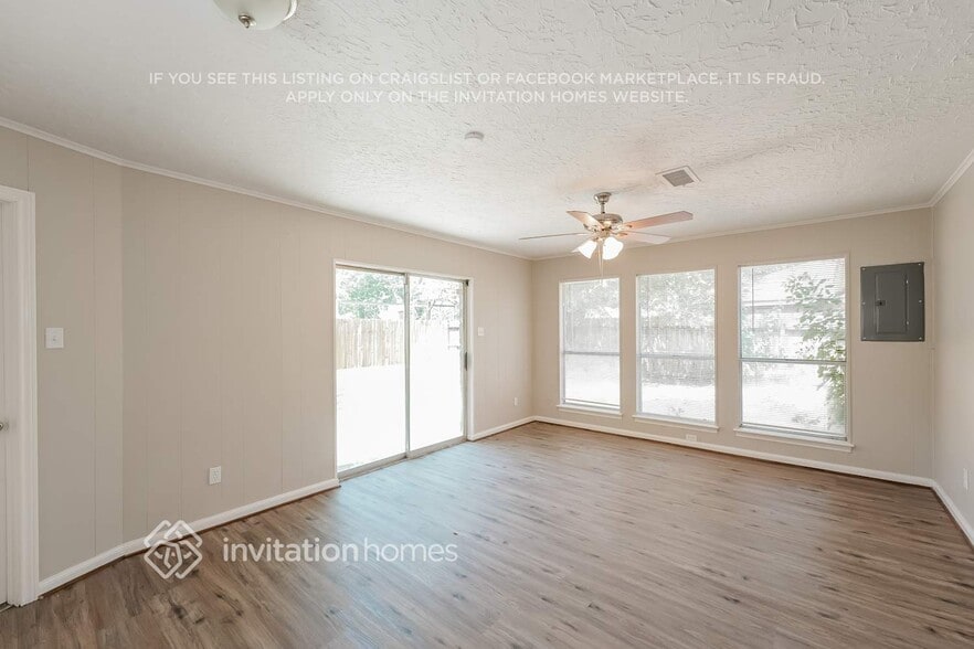 Building Photo - 3243 Cherry Springs Dr