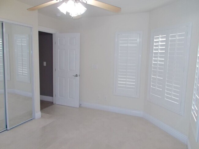 Building Photo - 8317 W Jeremiahs Lodge Ave