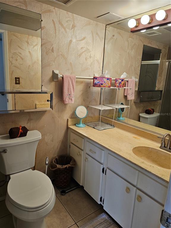 Building Photo - 1255 Tarpon Center Dr