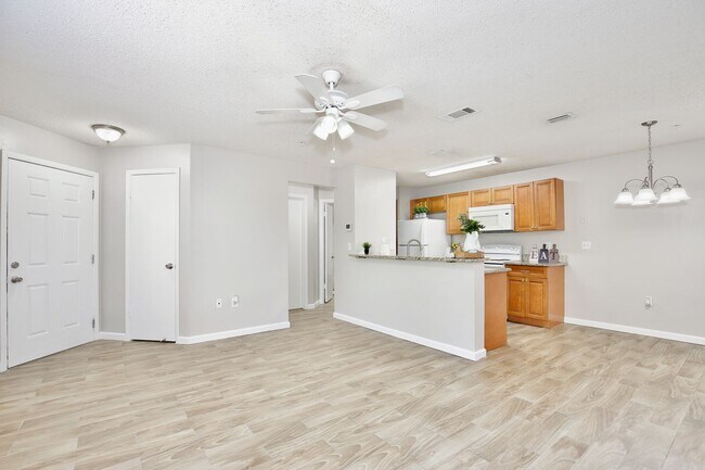 Building Photo - The Landings Condominiums