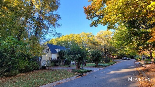 Building Photo - 5630 Colony Crossing Dr