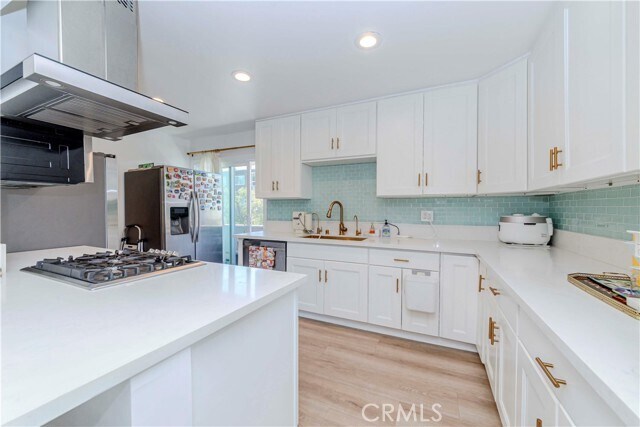 Building Photo - 358 S Gramercy Pl