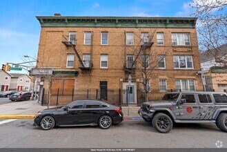 Building Photo - 498 Ocean Ave