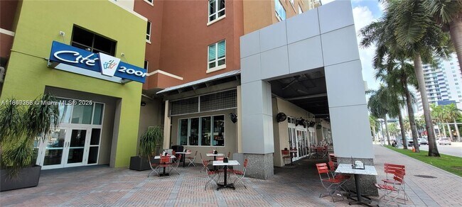 Building Photo - 2001 Biscayne Blvd