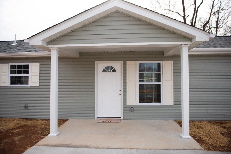 Building Photo - 6418 Dunn Rd